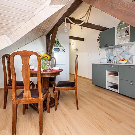 아파트 Kamienna Top Studio - Billberry *